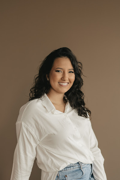 Foto 2 de Dra. Sophia Carla | Dentista em Contagem | Bruxismo, DTM (disfunção temporomandibular), Dor Orofacial, Odontologia do Sono