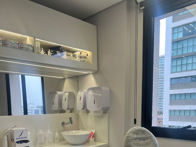 Foto de Dra. Sophia Goulart - Odontologia e Harmonização Facial