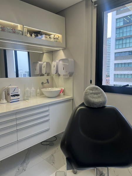 Foto 2 de Dra. Sophia Goulart - Odontologia e Harmonização Facial