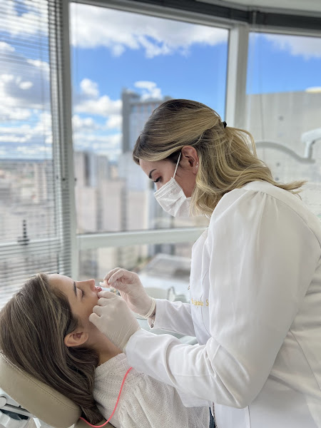 Foto 3 de Dra. Stefanie Savulski