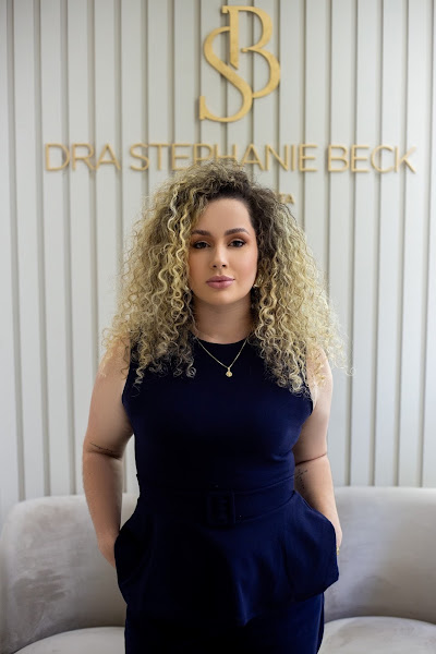 Foto 2 de Dra. Stephanie Beck - Dentista