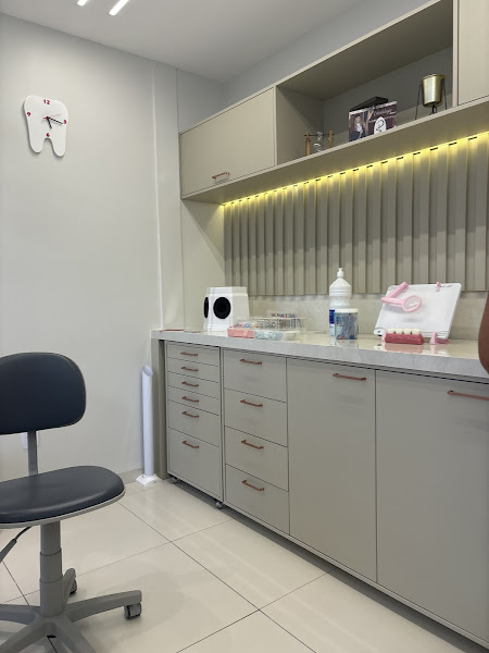 Foto 2 de Dra Suelen Duarte Odontologia e Ortodontia especializada