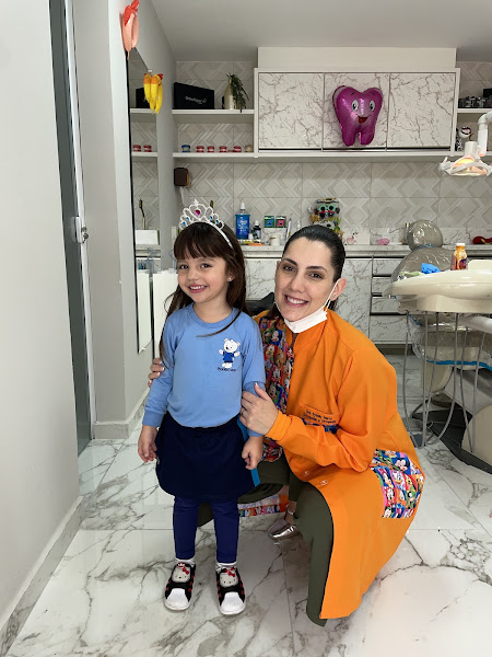 Foto 3 de Dra Sybelly Baron - Ortodontia e Odontopediatria