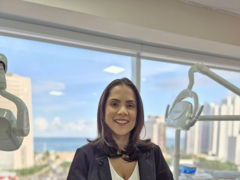 Foto 7 de Dra Taciana Abreu (Implantes Dentários)