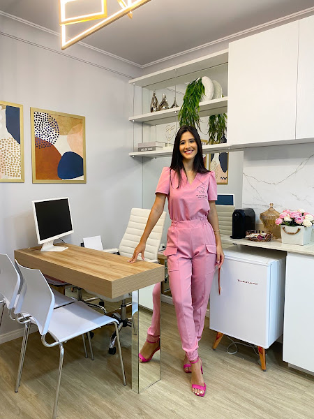 Foto 2 de Dra. Tacyandra - Harmonização Orofacial