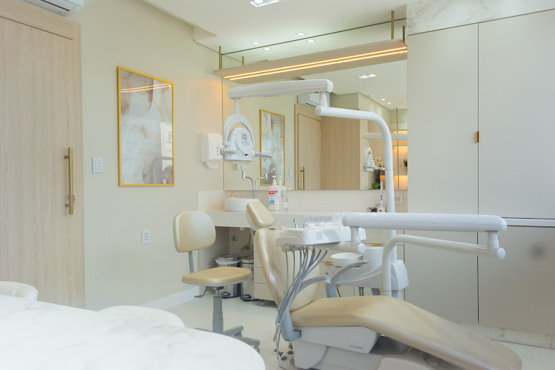 Foto 3 de Dra. Tainara Rieger Milnikel - Derane Odontologia e Harmonização Facial