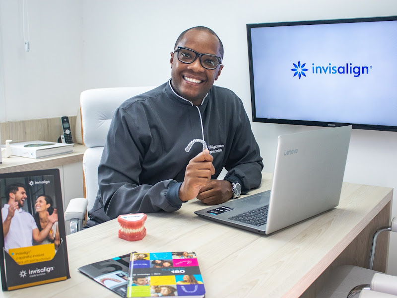 Foto 8 de Dra. Taísa Castello Gomes - Odontologia Especializada e Estética