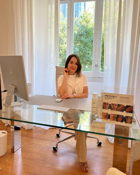 Foto 2 de Dra. Talita Cardoso | Harmonização Facial