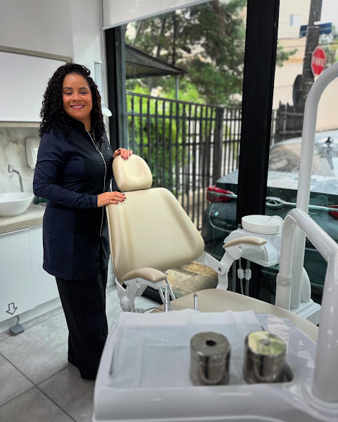Foto 3 de Dra. Tamara Matos Araujo | Dentista em Guarulhos