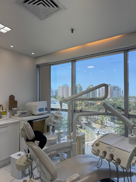 Foto 2 de Dra. Tamires Monteiro - Ortodontia e Harmonização Orofacial no RJ