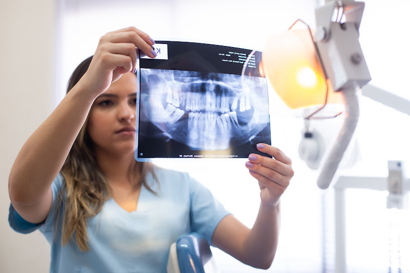 Foto 3 de Dra Tania Thalia - Consultório Odontológico