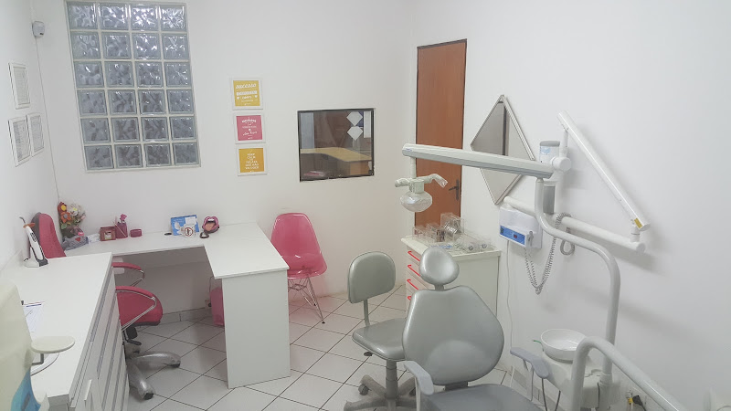 Foto 2 de Dra. Tathiana Strabello - Dentista