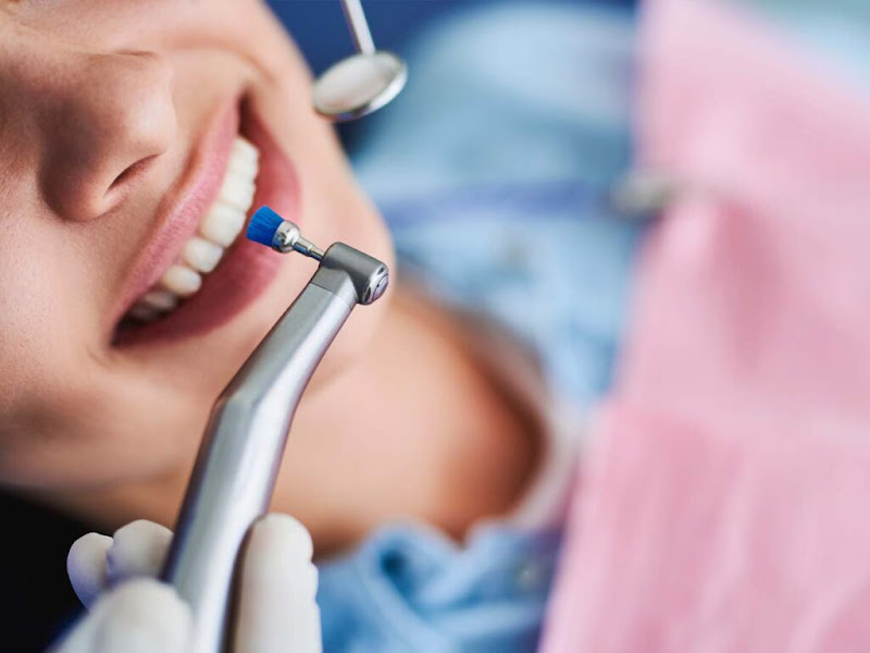 Foto 3 de Dra. Tatiani Siqueira - Dentista Geral e Avançada