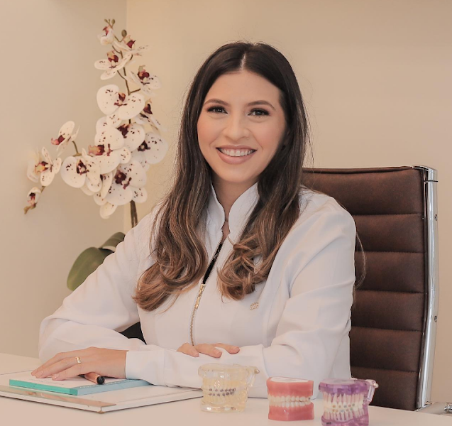 Foto 3 de Dra Tayna Cruz Odontologia Especializada