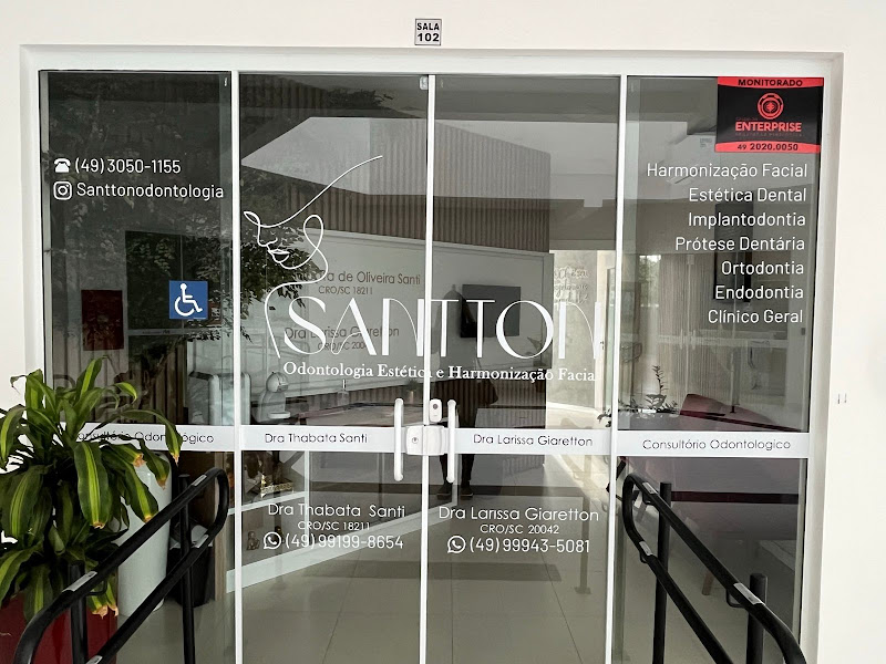 Foto de Dra. Thabata Santi - HOF e Odontologia Estética