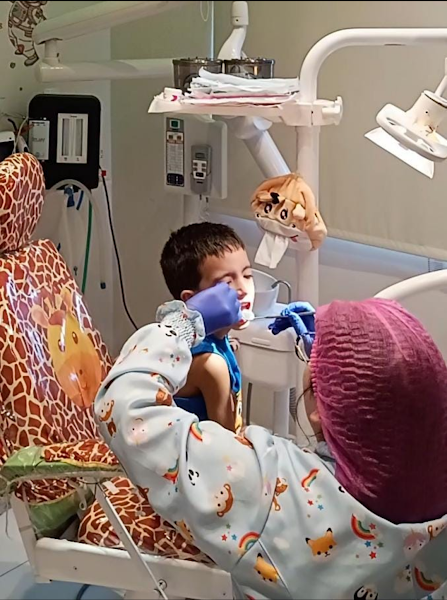 Foto 2 de Dra. Thais Aguiar Gomes | Odontopediatria e Atendimento de especiais