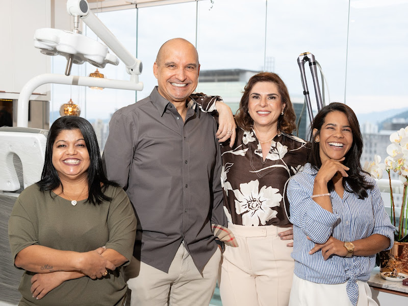 Foto 11 de Dra. Thaís Campregher Odontologia | Dentista em Santos - Aparelho Autoligado