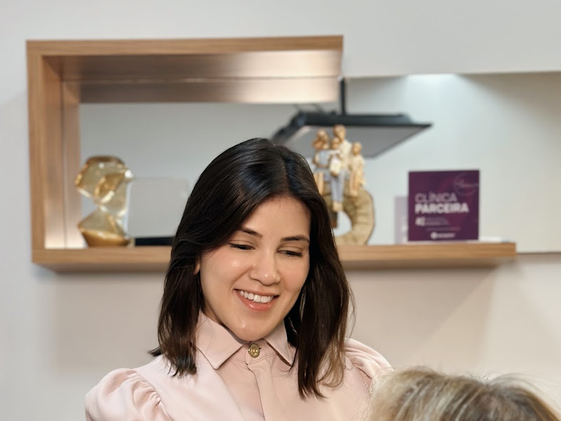 Foto de Dra Thaís Ferrera