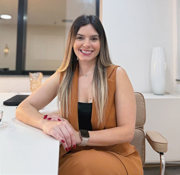 Foto 2 de Dra. Thaís Lourenço | Clínica de Harmonização Facial