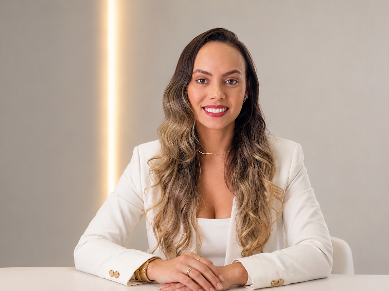 Foto de Dra. Thais Medeiros - Dentista em Porto Velho
