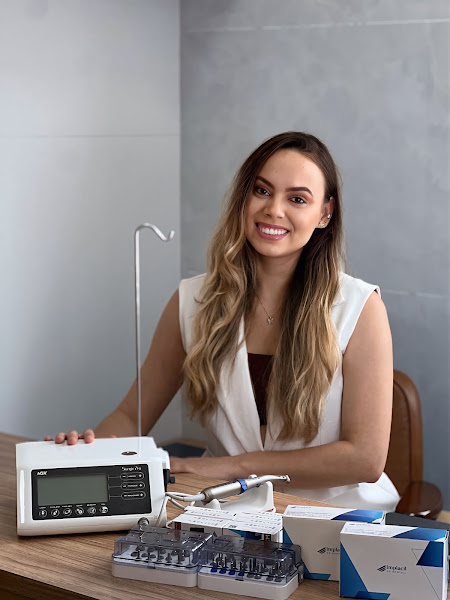 Foto 3 de Dra. Thais Medeiros - Dentista em Porto Velho