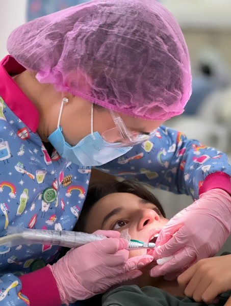 Foto 3 de Dra. Thais Rabello Odontopediatra e Odontopediatria em SJC - Dentista Infantil de Bebê e Criança