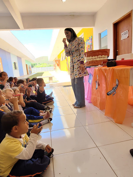 Foto 3 de Dra Thaisa Fernandes - dentista de crianças em Resende/RJ