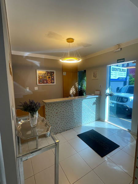 Foto 3 de Dra. Thaise Aldigueri - Odontologia Especializada
