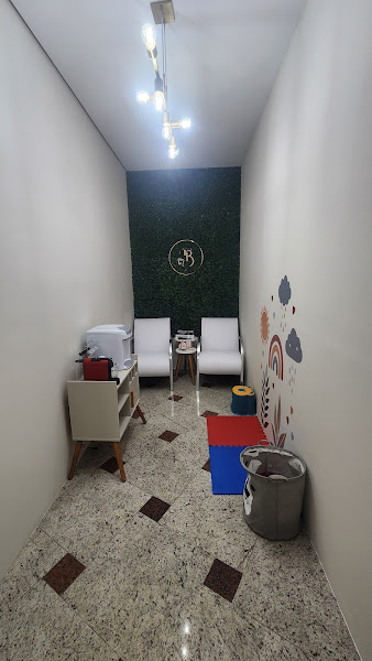 Foto 3 de Dra Thamires Brinati - Odontologia Humanizada