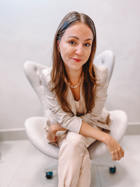 Foto 2 de Dra Thayane Simões - Orthoface Odontologia