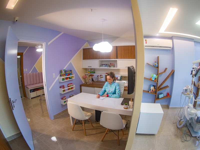 Foto 9 de Dra. Thays Santos - Ortodontia - Invisalign - Botox - Dentista - Odonto Me - Ilhéus / Ba - OdontoMe