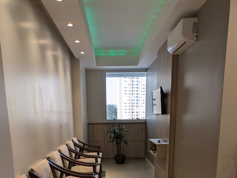 Foto de Dra. Thays Venâncio de Oliveira - Odontologia