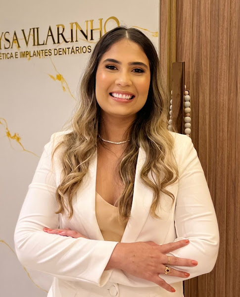 Foto 2 de Dra. Thaysa Vilarinho | Dentista em Teresina | SouSmile | Aparelho Transparente | Implantodontia | Odontologia Estética