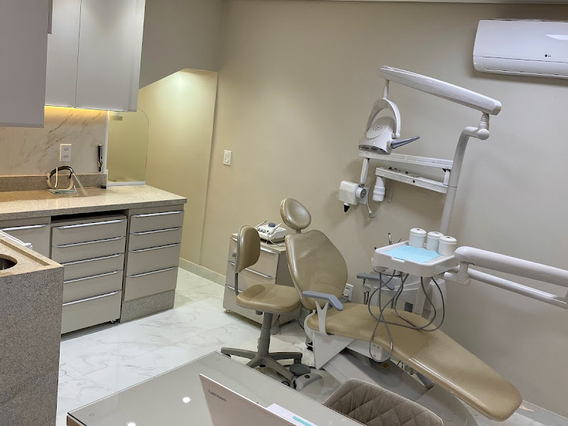 Foto de Dra. Thuanny Coutinho - Odontologia