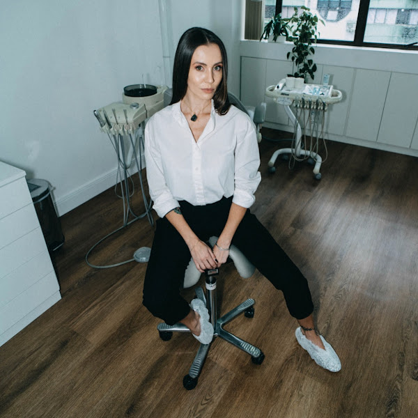 Foto 2 de Dra Ticiane Wilhelm | Erechim | Lip Lift | Preenchimento Labial | Rinomodelação | Facetas em Resina Composta