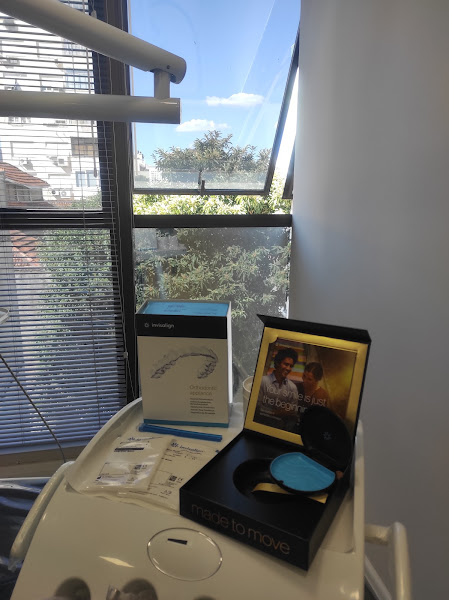 Foto 3 de Dra. Valentina Vacca Dilavarian, Dentista