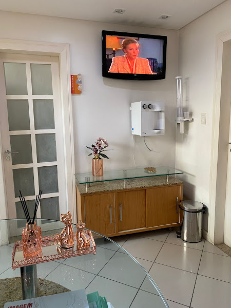 Foto 2 de Dra Valni Queiroga - Odontologia Especializada