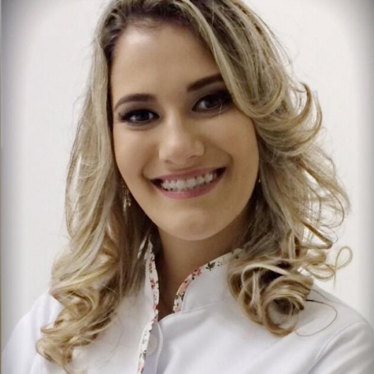 Foto de Dra. Vandressa De Marco, Dentista