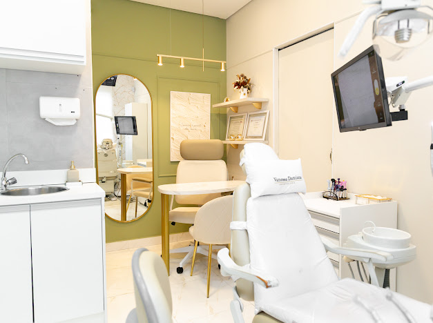 Foto 3 de Dra Vanessa Damiana - Odontologia