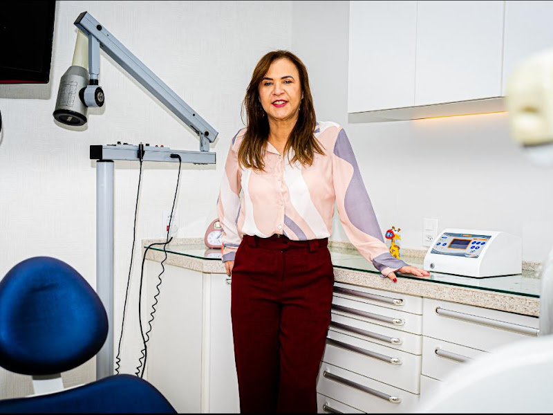 Foto 2 de Dra. Vanessa de Almeida Carneiro Queiroz, Dentista