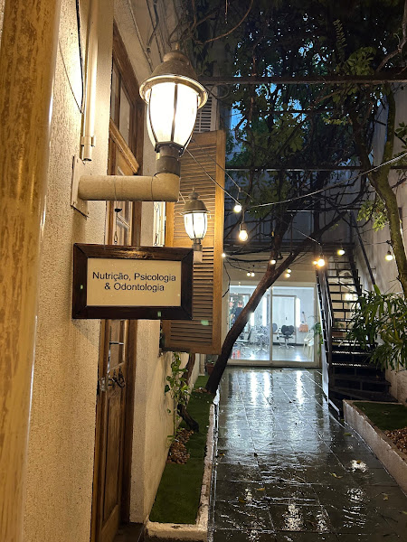 Foto 2 de Dra. Vanessa Drehmer l Cirurgiã-Dentista