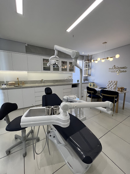 Foto 3 de Dra. Vanessa Goes - Harmonização Orofacial