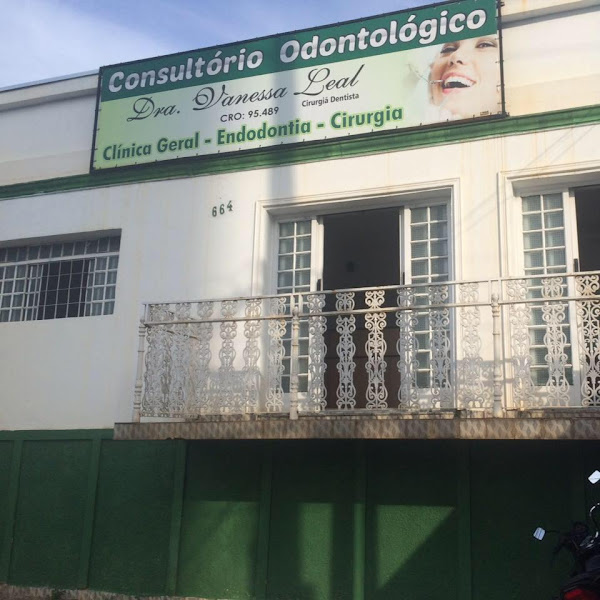 Foto 2 de Dra. Vanessa Leal - Núcleo Odontológico de Campinas