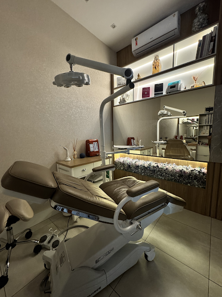 Foto 3 de Dra. Vanessa Menegaz - Harmonização Facial e Cirurgias Estéticas da Face