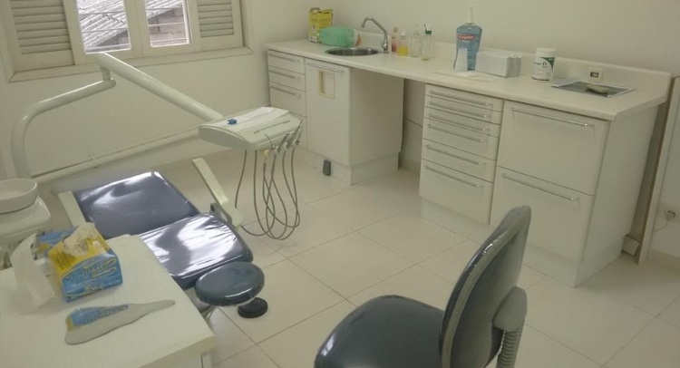 Foto 2 de Dra Vanessa Sales/ Dentista Taboão da Serra