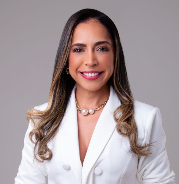 Foto 2 de Dra Verônica Barbosa - Harmonização Orofacial