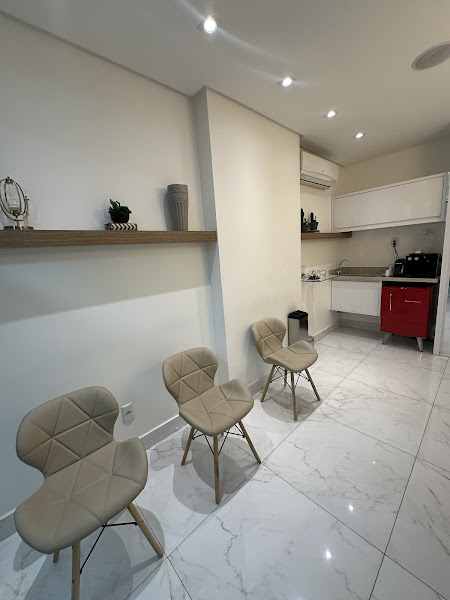 Foto 3 de Dra. Victória Assis Odontologia e Harmonização Orofacial