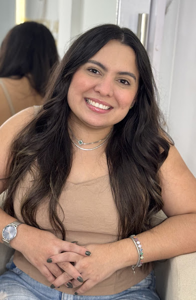 Foto 2 de Dra. Victória Gomes - Odontologia