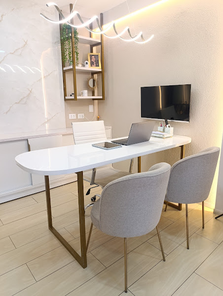 Foto 2 de Dra. Victoria Ximenes Odontologia – Facetas em Resina e Próteses em Teresina