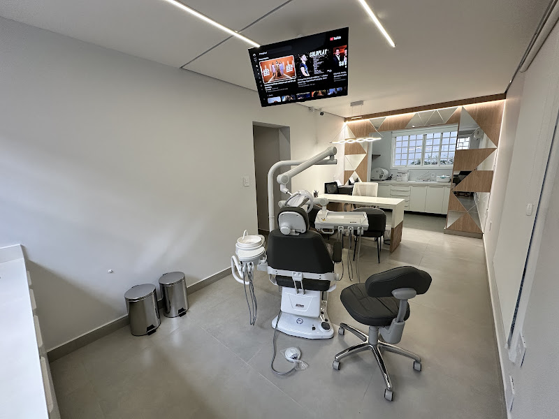 Foto 3 de Dra Vitória G Ramos | Dentista em Taubaté